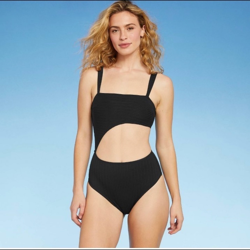 🏷 NWT Shade & Shore Black Ribbed One Piece‎ Swimsuit with Cut Out Size Small